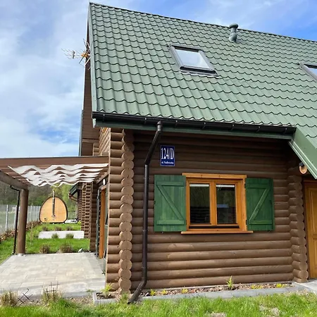 Dzikie Hébergement de vacances